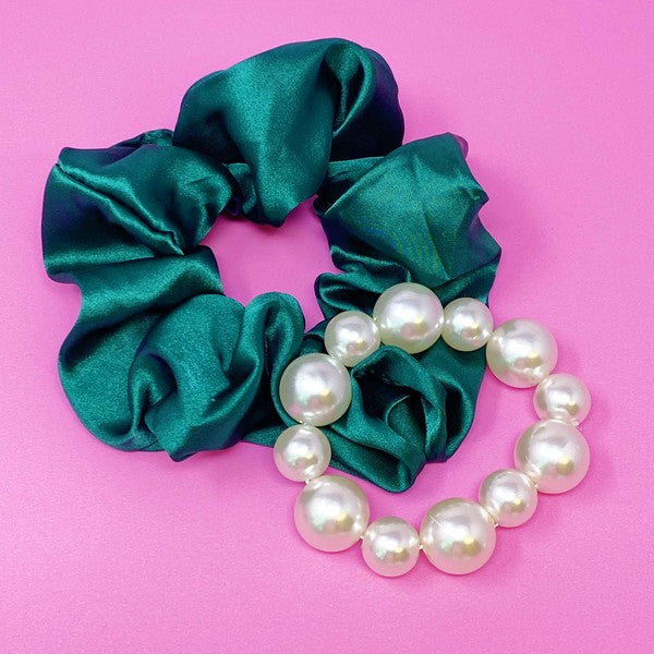 Pearl & Satin Scrunchie Set